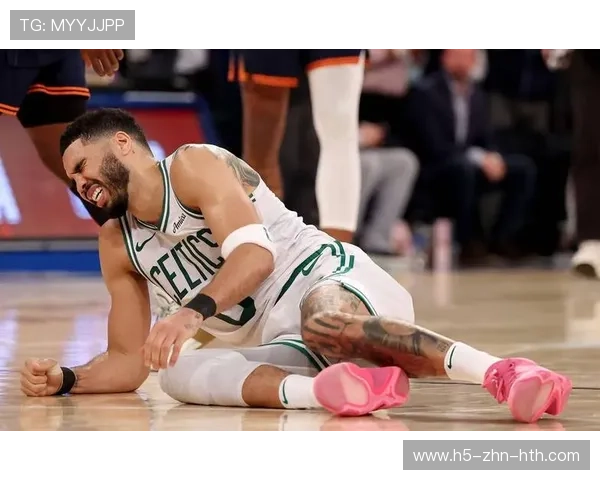 塔图姆复出或打破绿军战术体系,引发关注 塔图姆复出或打破绿军战术体系,引发关注