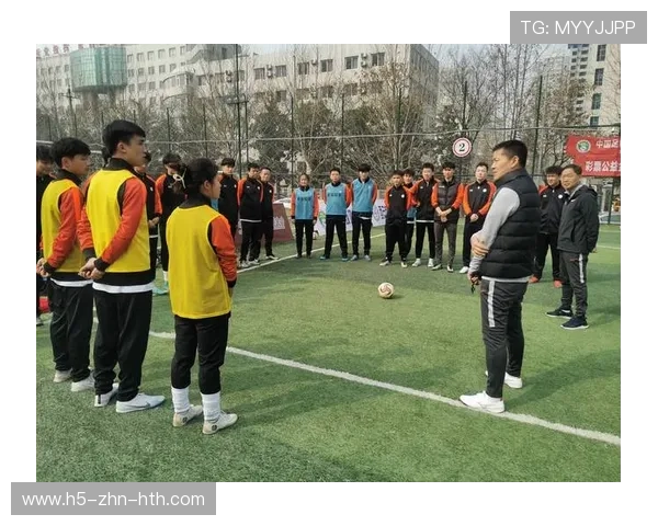 “青少年足球公众培训频繁举行，提高基础技战术水平”，青少年足球培训招生渠道